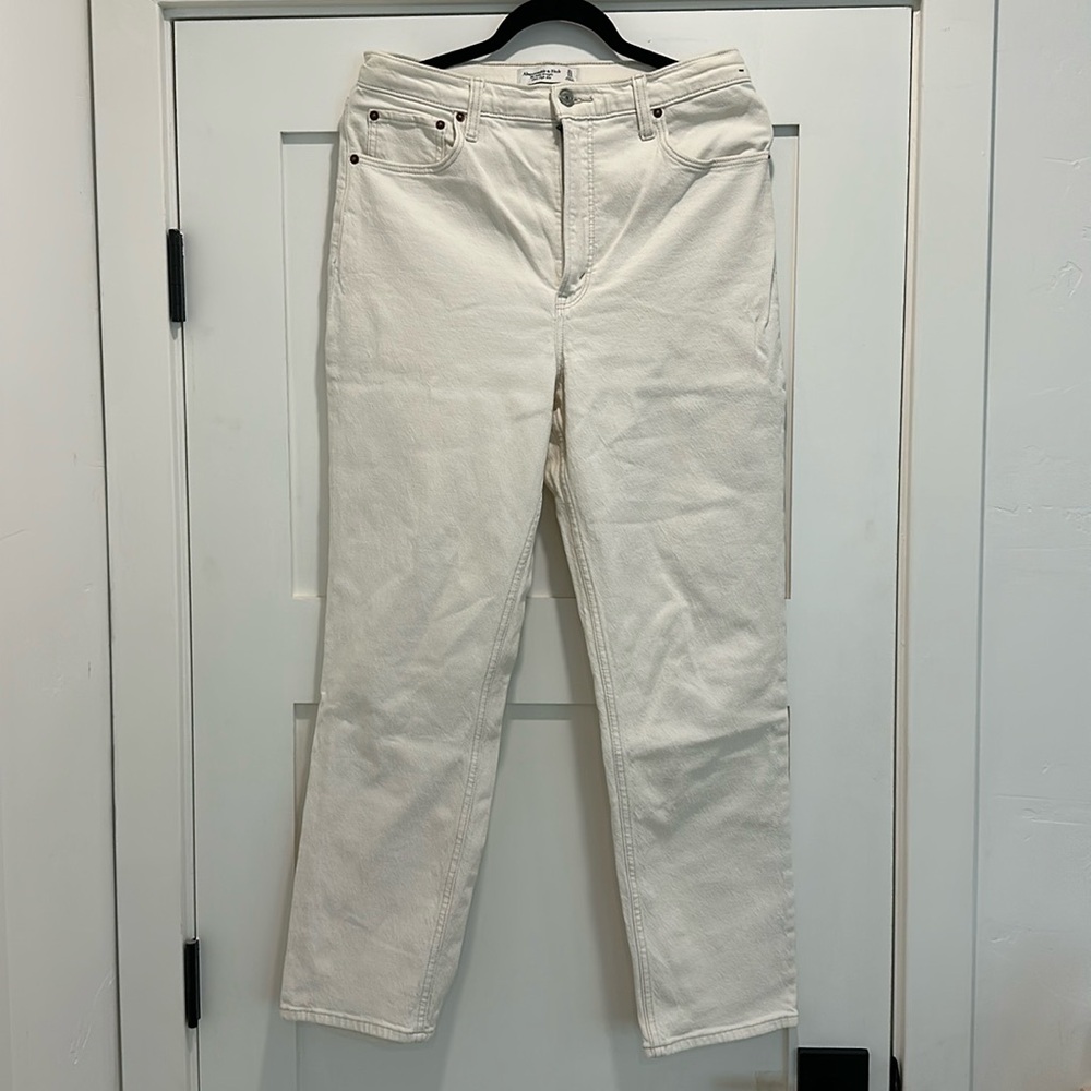 Abercrombie & Fitch, Curve Love jeans
